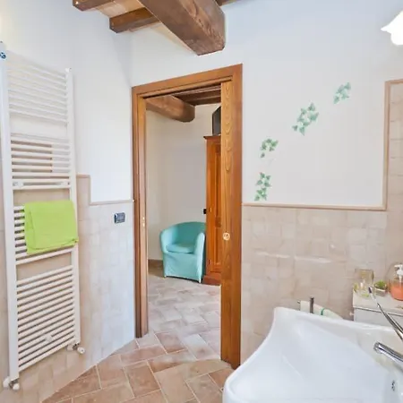 Madonna Del Latte 3*