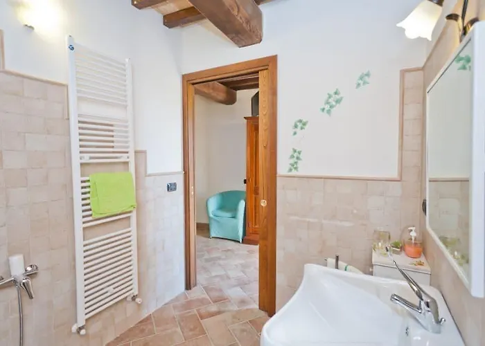 Madonna Del Latte 3*