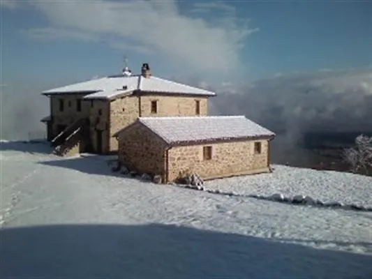 Madonna Del Latte 3*