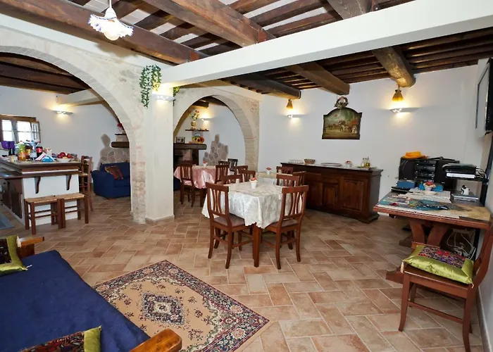 Madonna Del Latte Bed and breakfast